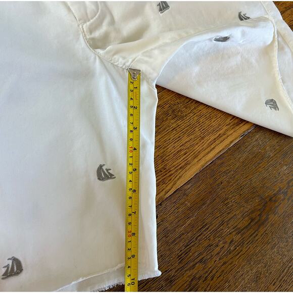 New! J. Crew Embroidered Broken In Chino Shorts Cream Gray Sailboat Sz 38 - Picture 7 of 10